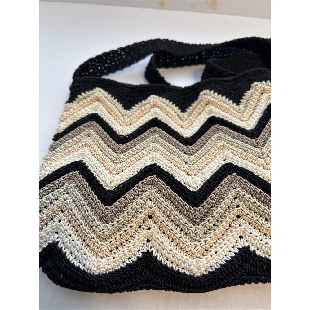 Crochet style Knit‎ Crossbody Bag